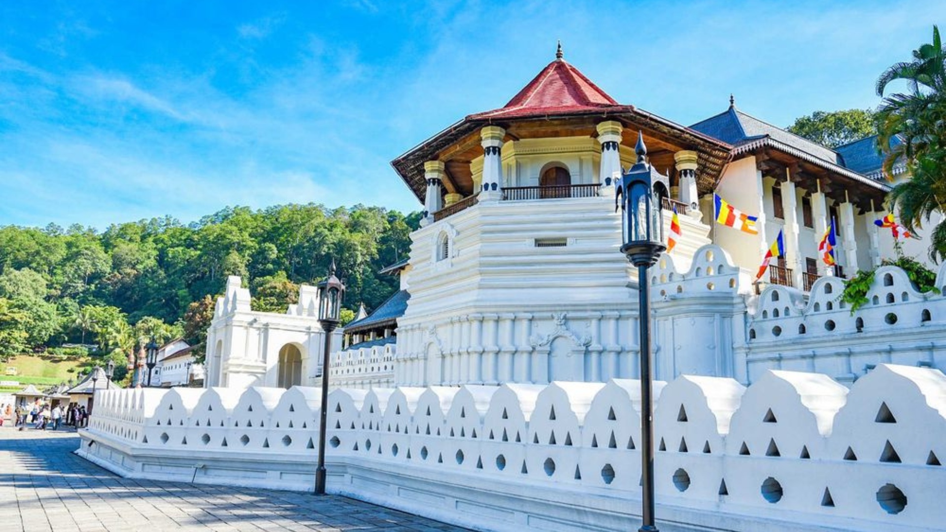 Kandy Tooth Relic: A Sacred Treasure